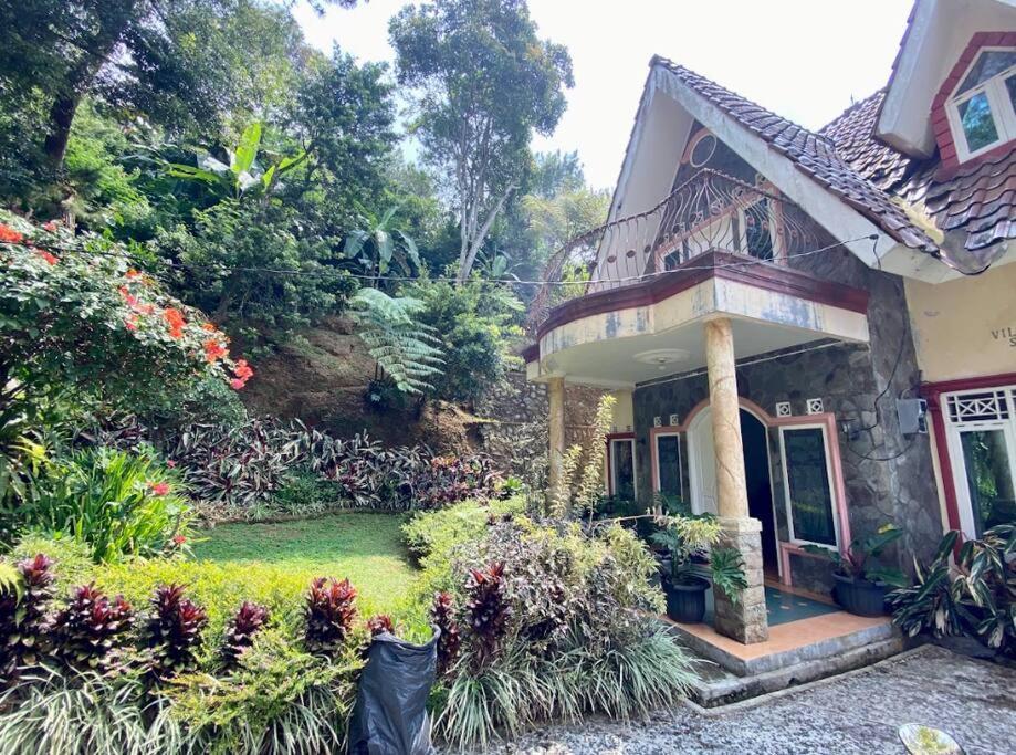 Villa Sevilla 3 Bedrooms Bppk Ciloto Puncak By Damaresa Cianjur Exterior foto